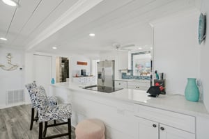 Leslie Dr-S2402-018.jpg