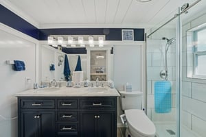 Leslie Dr-S2402-038.jpg