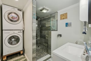 Leslie Dr-S2402-044.jpg