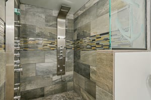 Leslie Dr-S2402-047.jpg