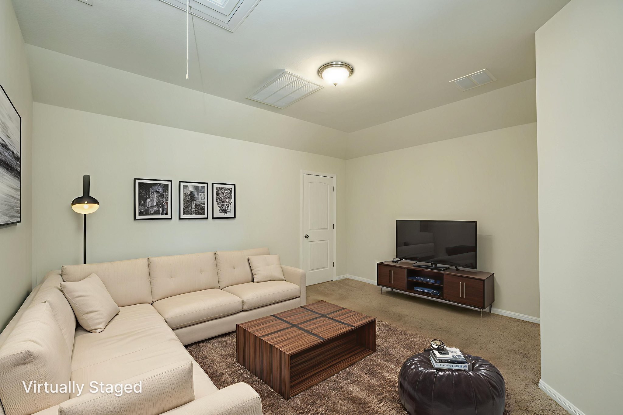 Loft/Bonus Space virtually staged.jpeg