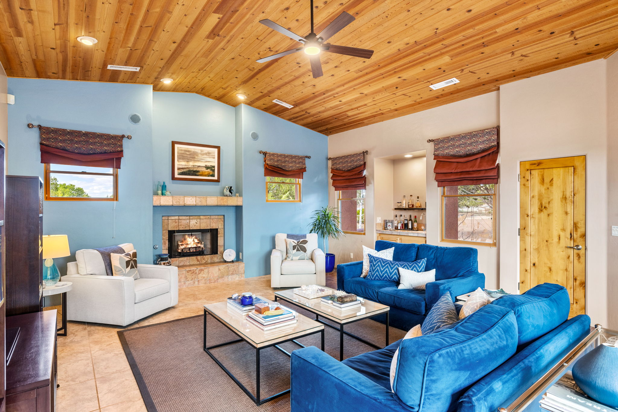 Living Room (3)