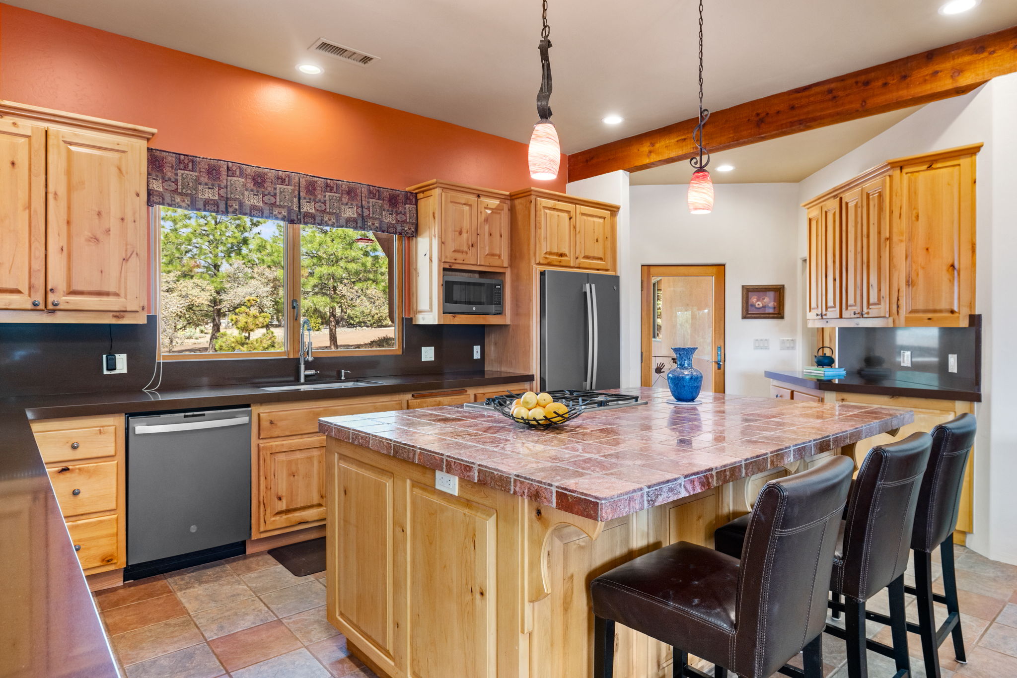 Kitchen (2)