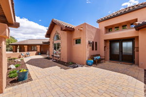 Front Patio (2)
