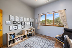 Bedroom 2 (2)