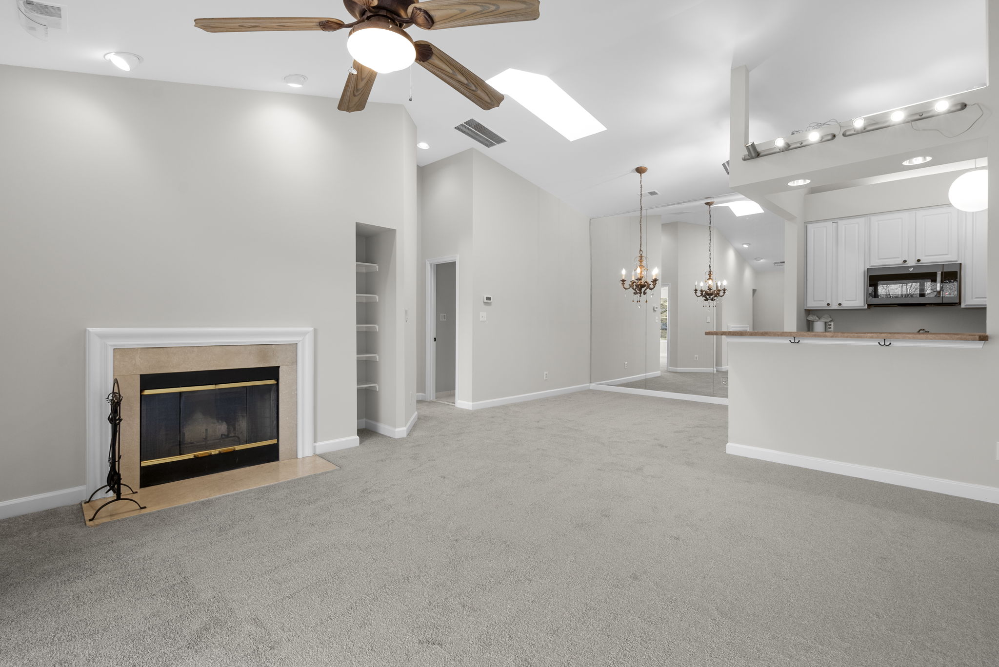 Living Room/Dining Room