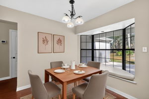 Virtually Stage - Dinette with Bay Window