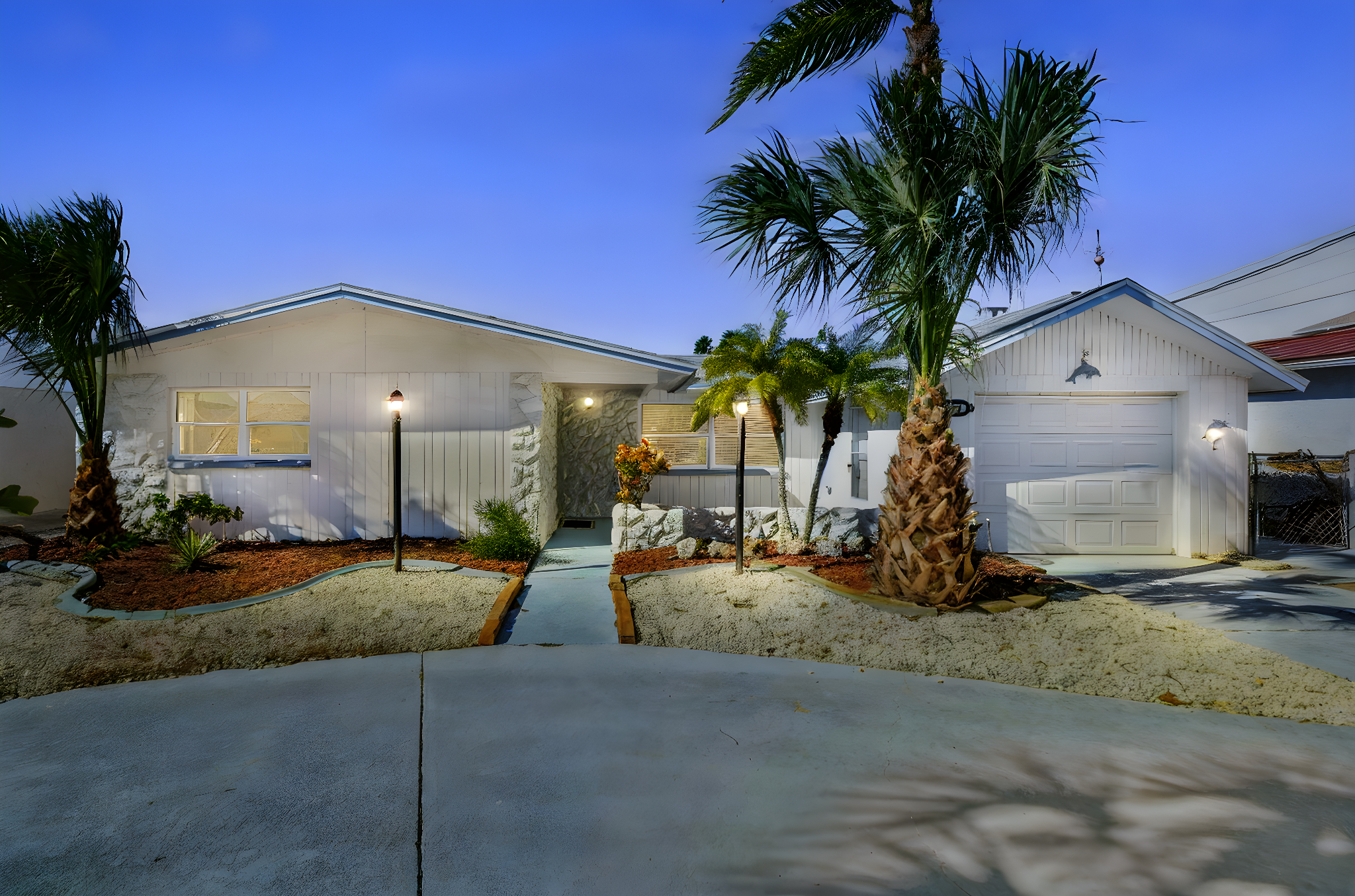 DSC_5802 day to dusk.jpeg