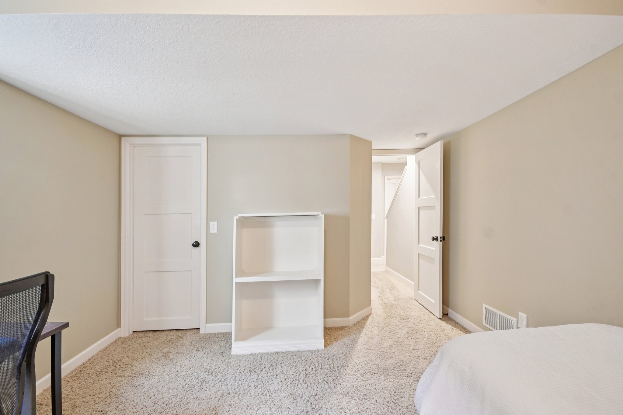 Ashcroft Bay-S2603-041.jpg