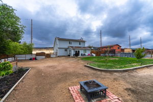  Photo 32