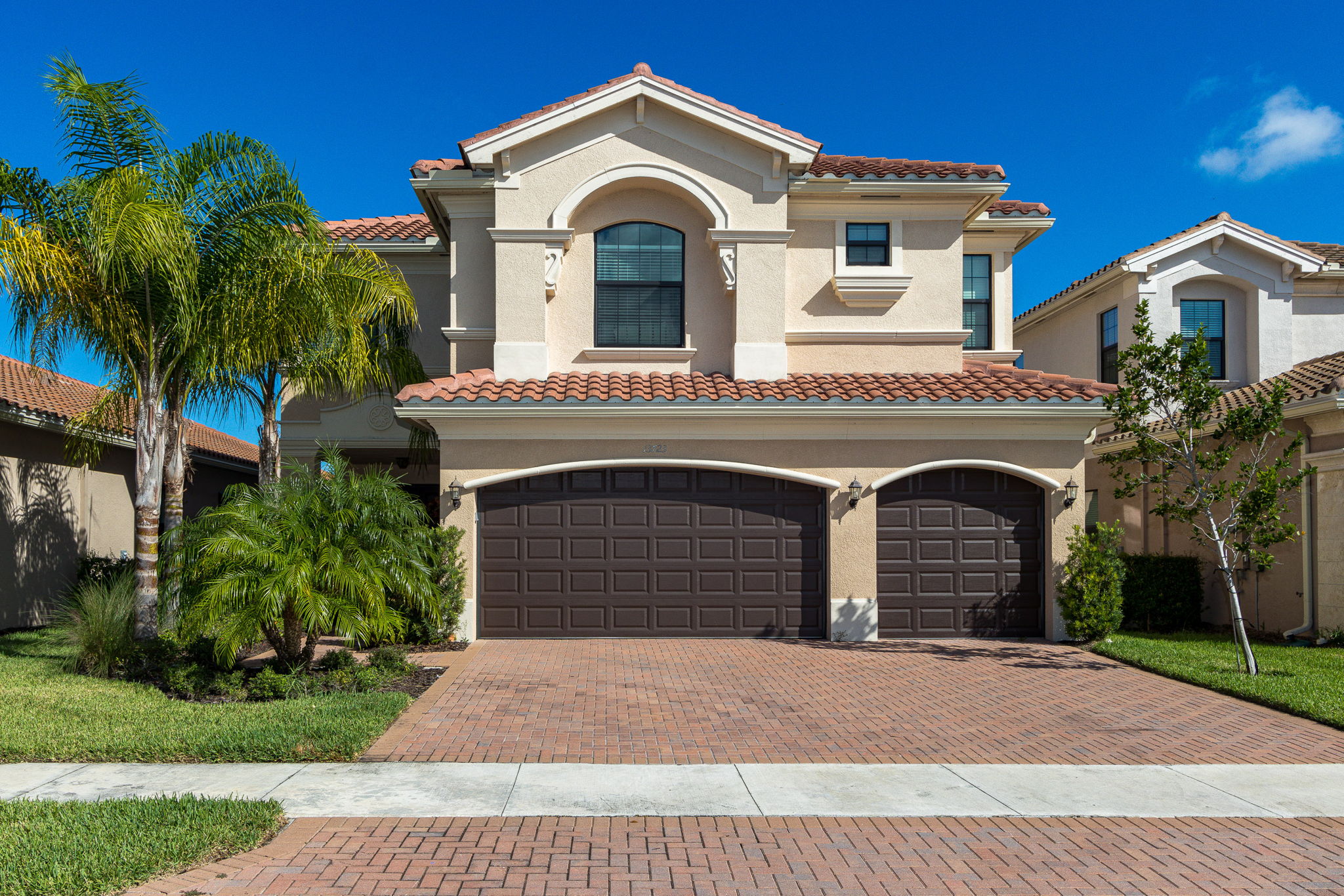  13723 Luna Dr, Naples, FL 34109, US Photo 2