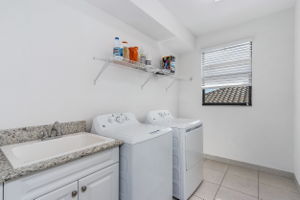  13723 Luna Dr, Naples, FL 34109, US Photo 16