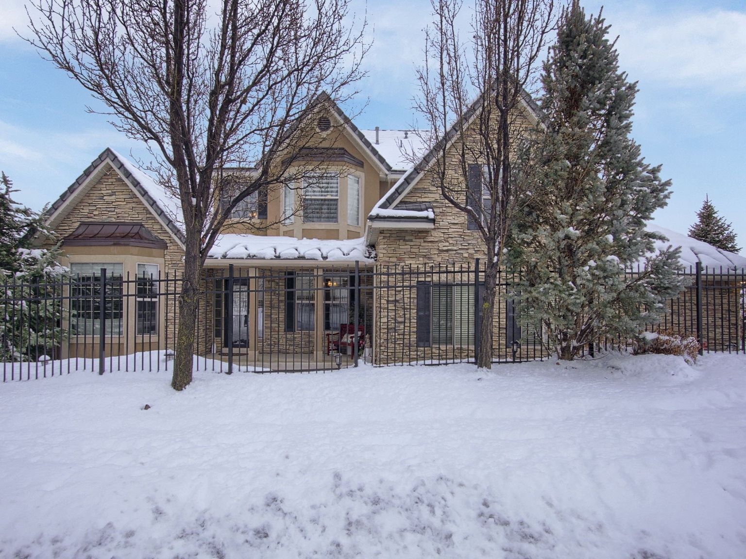  1374 Emry Ct, Kaysville, UT 84037, US