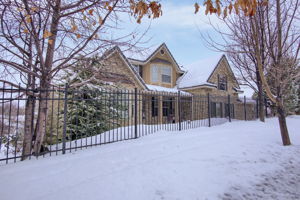  1374 Emry Ct, Kaysville, UT 84037, US Photo 2