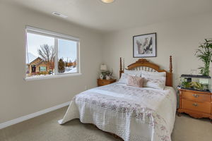 1374 Emry Ct, Kaysville, UT 84037, US Photo 24