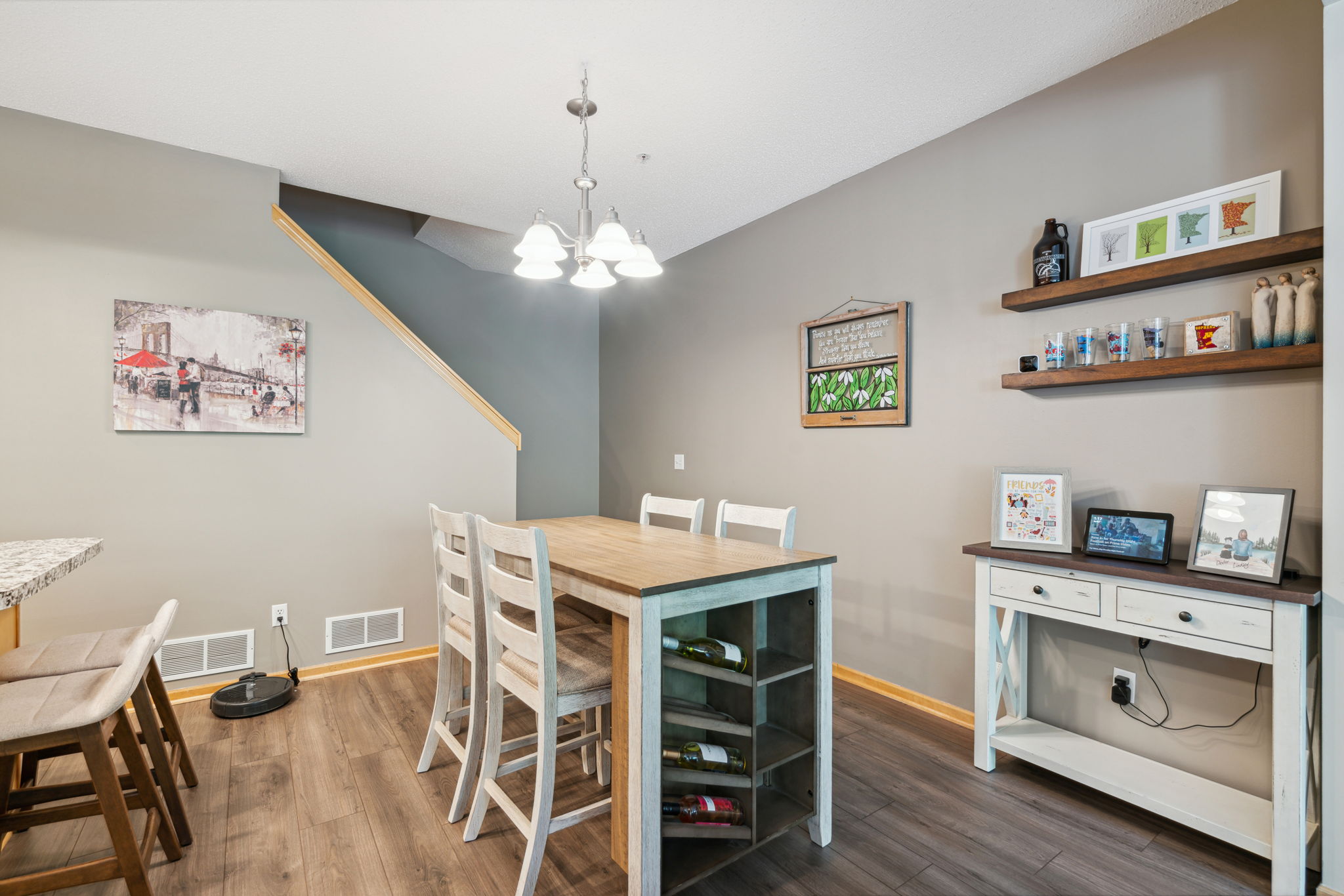 13_Interior