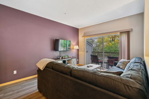21_Interior