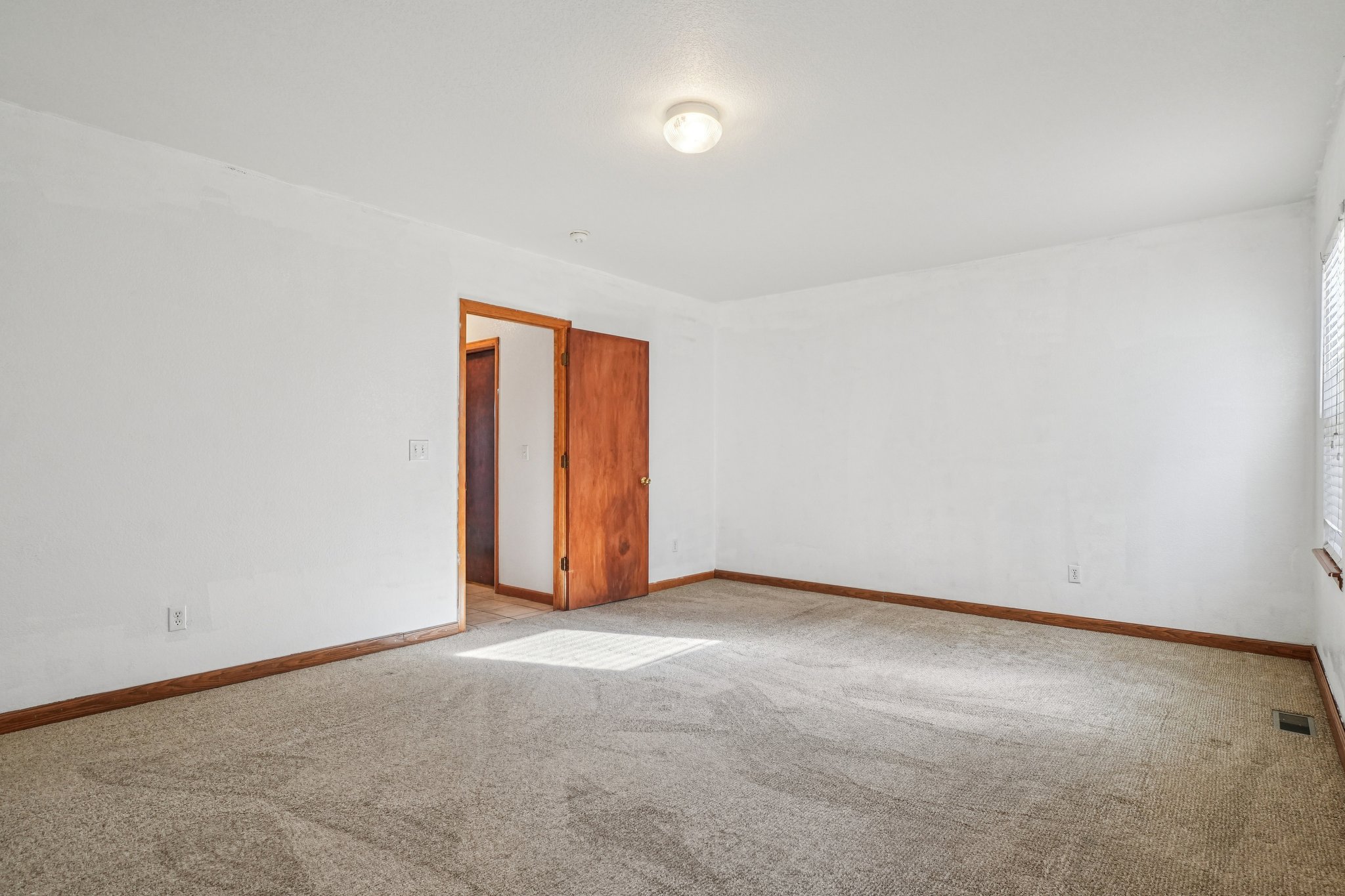 Steele Ct-S2201-027.jpg