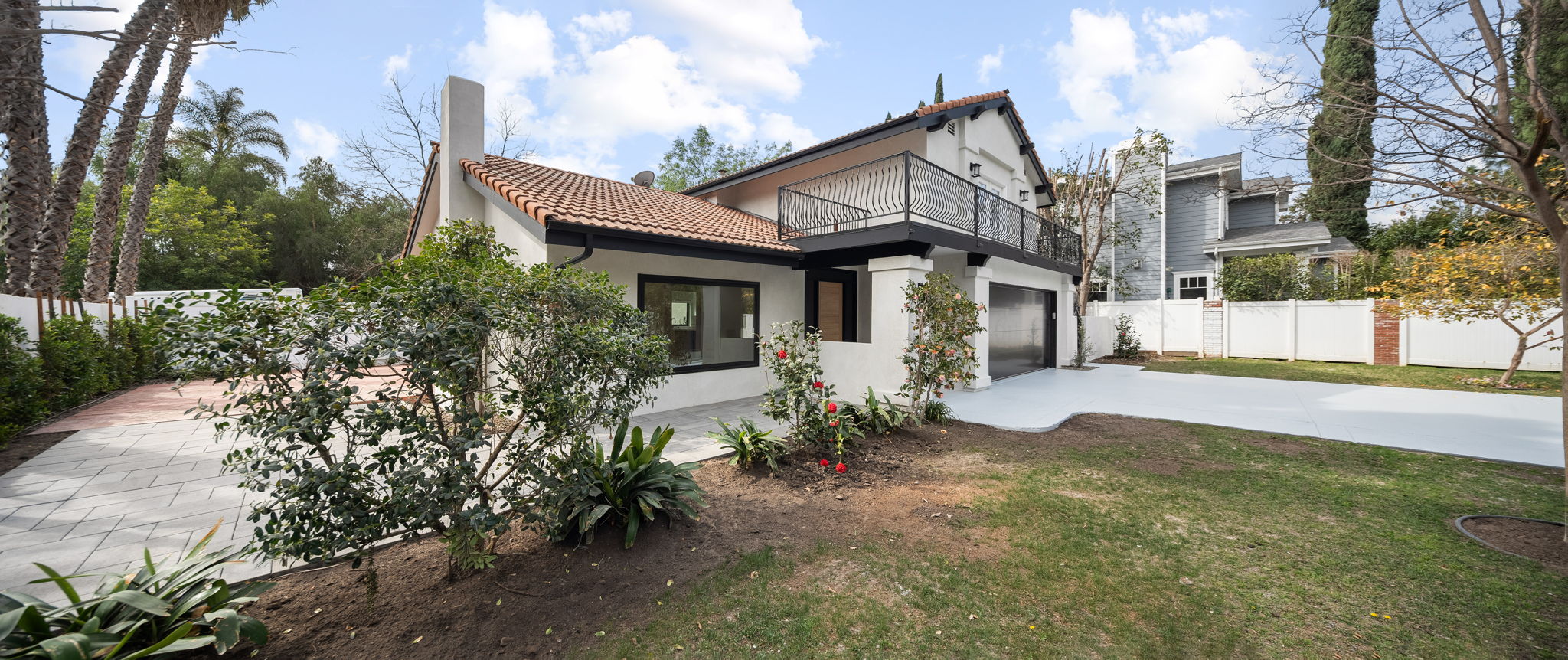 13746 Valleyheart Drive-6