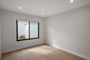 13746 Valleyheart Drive-24