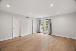 13746 Valleyheart Drive-31