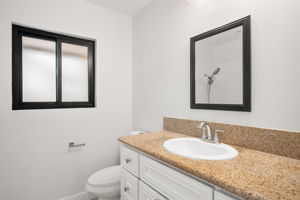 13746 Valleyheart Drive-38