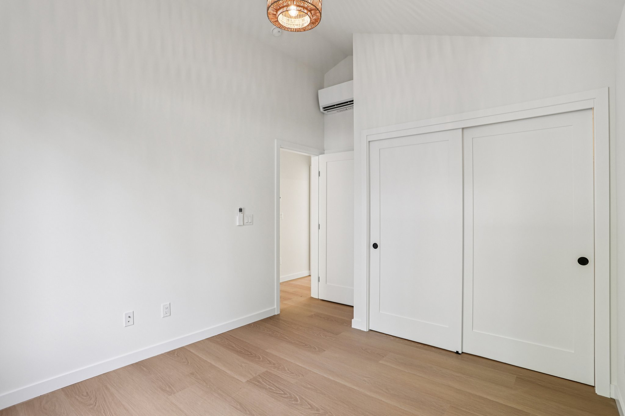 Stone Ave N-S2011-017.jpg