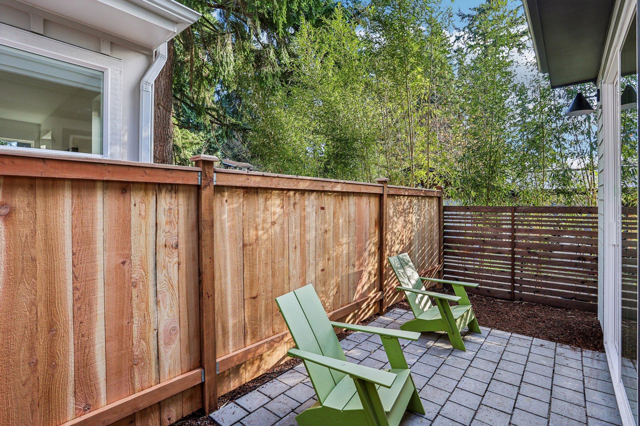 Stone Ave N-S2011-021.jpg