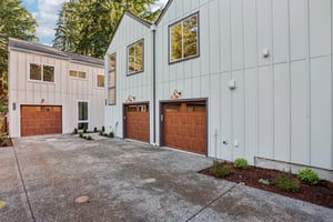 Stone Ave N-S2011-003.jpg