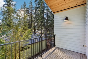 Stone Ave N-S2011-020.jpg