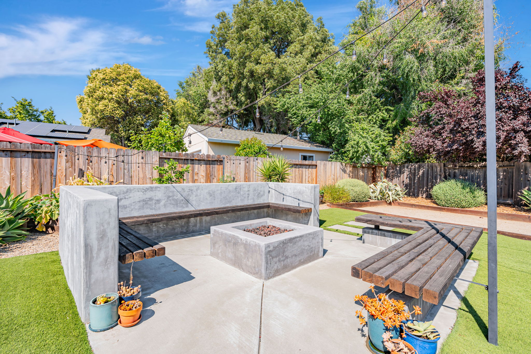034_1376 Rosal Ln