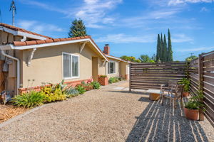 005_1376 Rosal Ln