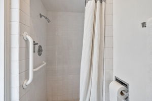029_1376 Rosal Ln