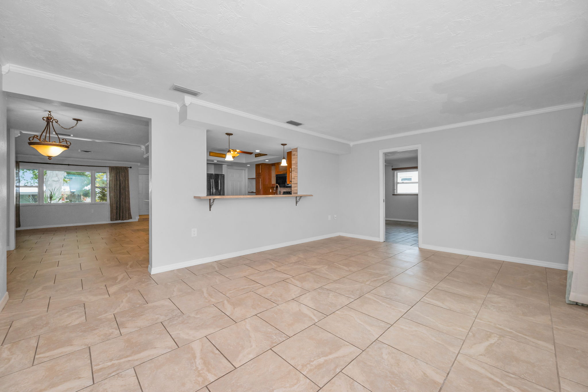 Family Room4