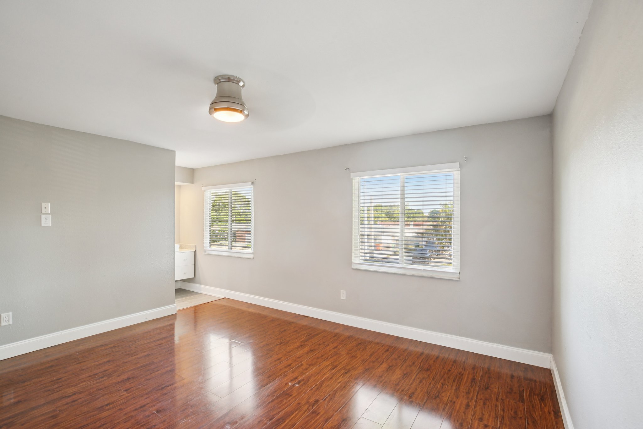 86th Ave-S2203-028.jpg