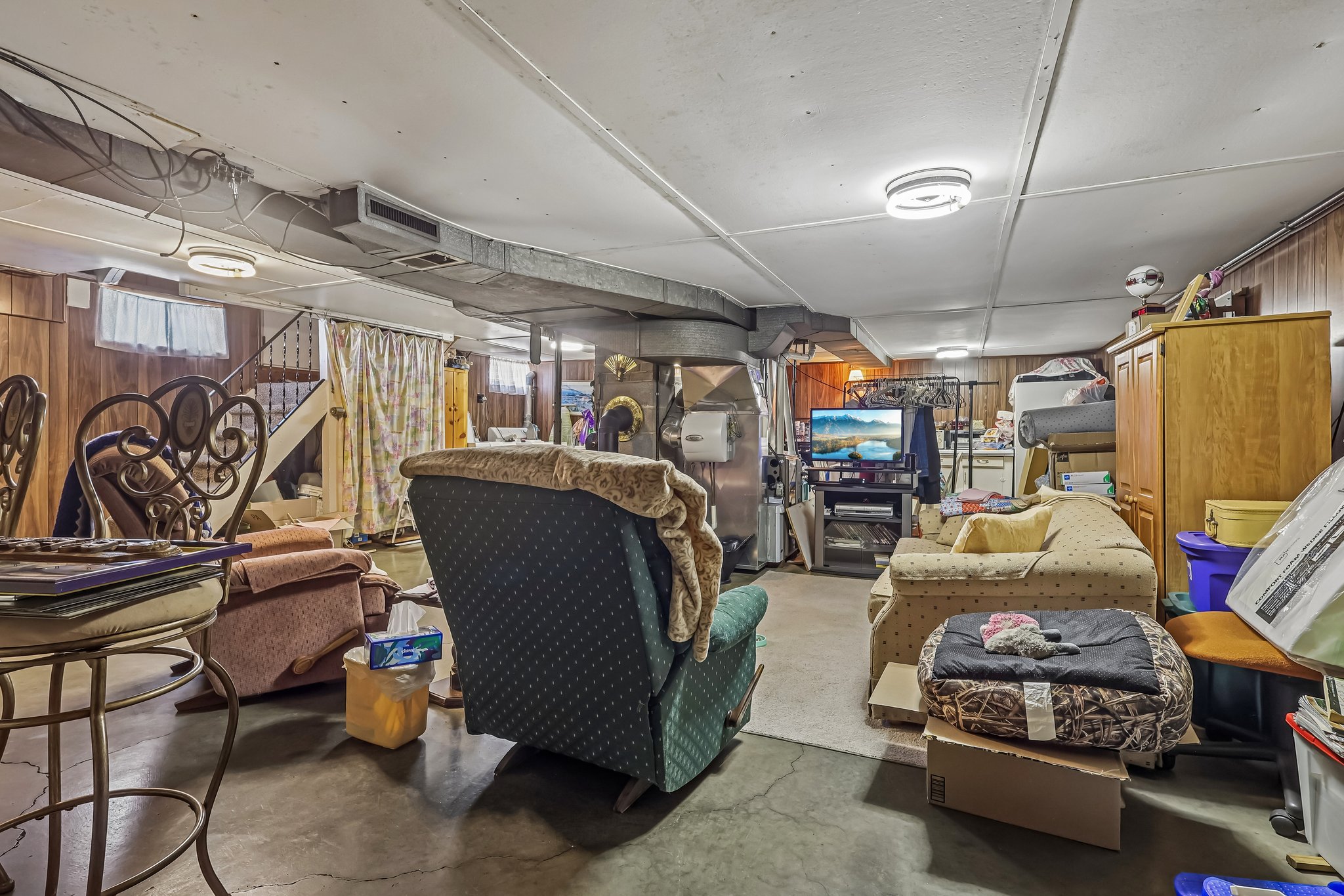 E 28th St-S2504-026.jpg