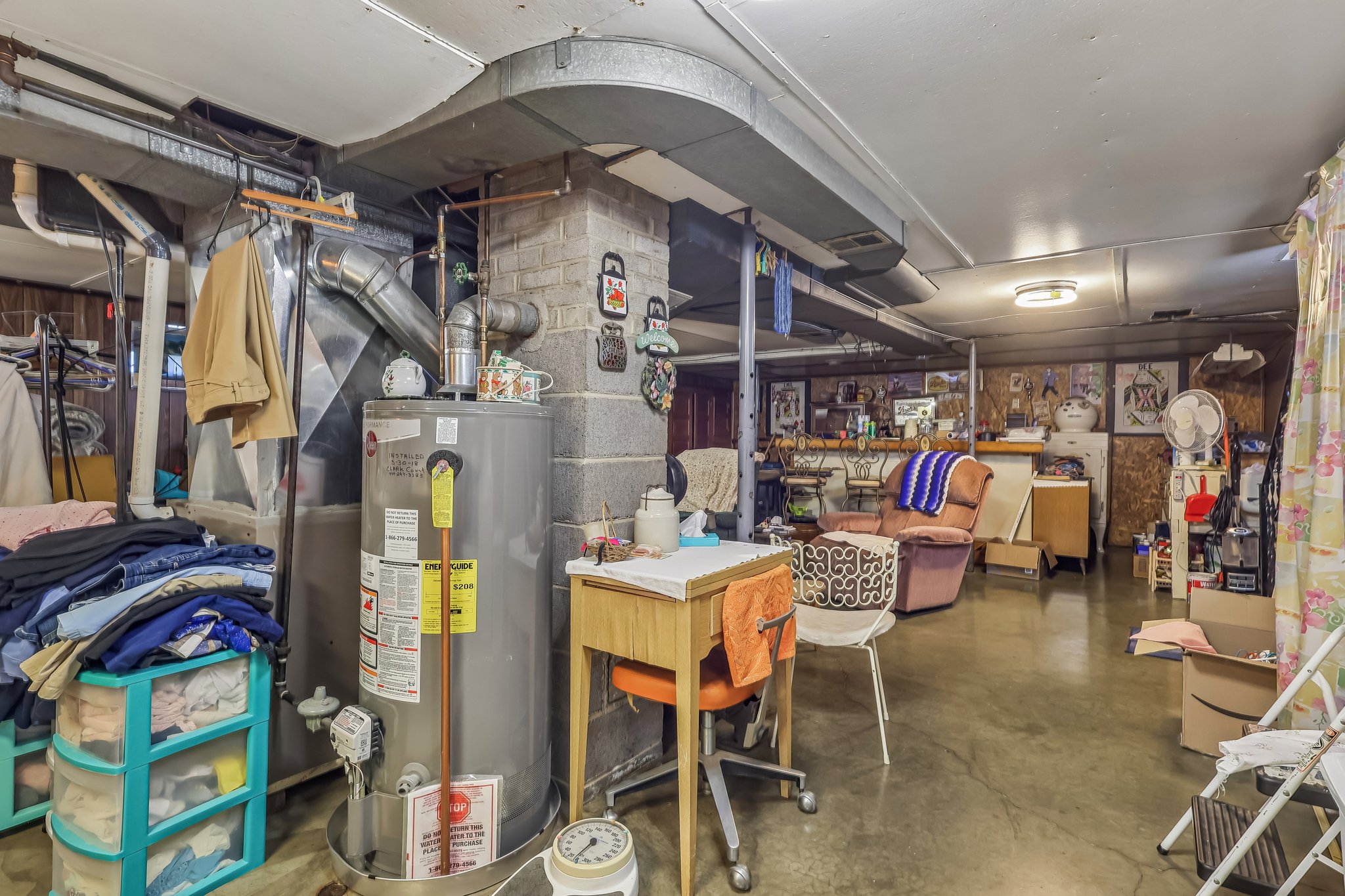 E 28th St-S2504-029.jpg