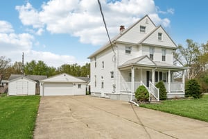 E 28th St-S2504-002.jpg