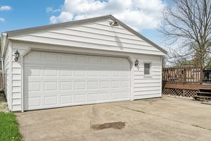 E 28th St-S2504-003.jpg