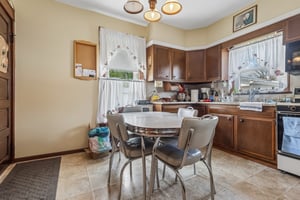 E 28th St-S2504-007.jpg