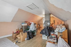 E 28th St-S2504-021.jpg