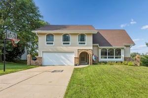  13778 Pierce St - 001.jpg