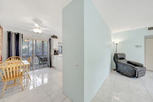 3625 N Country Club Dr, Aventura, FL 33180, USA Photo 16