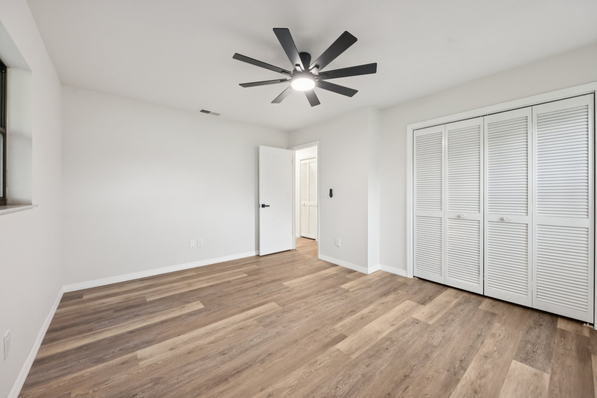 SW 31st Ct-S2910-031.jpg