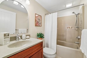 Lakeside Dr-S2404-031.jpg