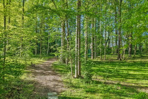 Lakeside Dr-S2404-050.jpg