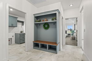 Photo 44
