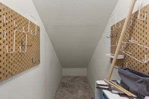  Photo 34