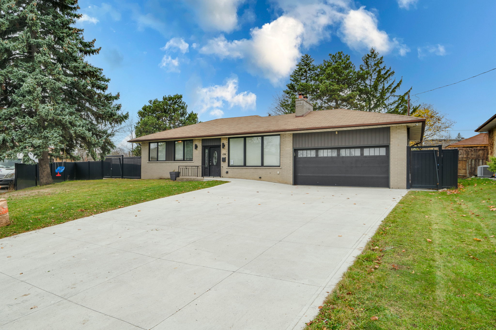 138 Cornwall Heights Brampton, ON L6W 2J2