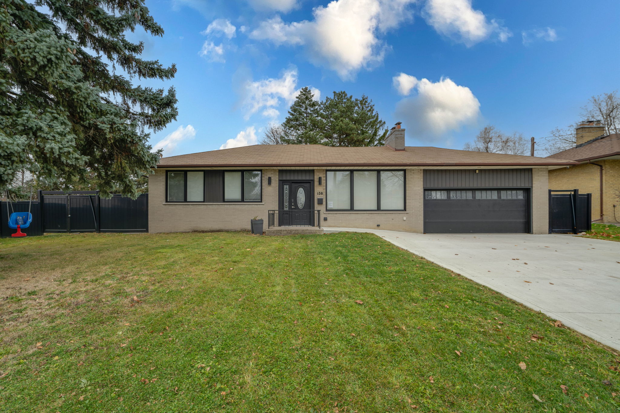 138 Cornwall Heights Brampton, ON L6W 2J2